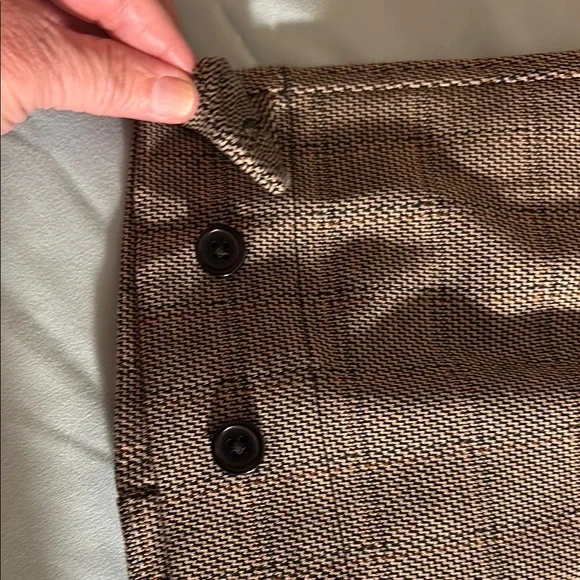 Liverpool Utility Crop w/Tab Hem & Cargo Pocket - Picture 7 of 11